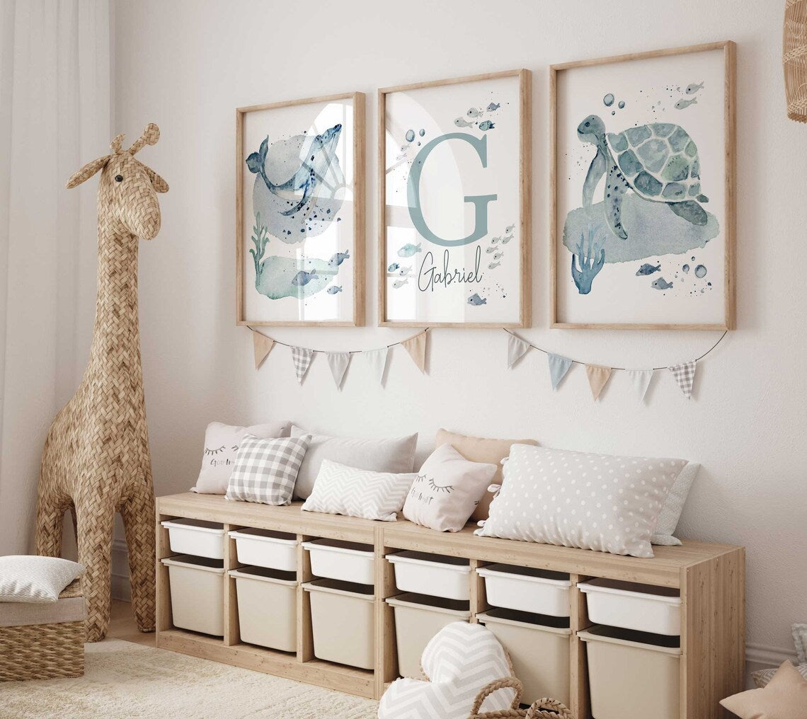 Acuarela Bajo el Mar, Láminas de Vivero Oceánico, Lámina Personalizada de Animales Marinos con Nombre de Niño, Decoración de Habitación de Bebé de Ballena, Tortuga, Pez con Nombre Personalizado Imagen secundaria del producto