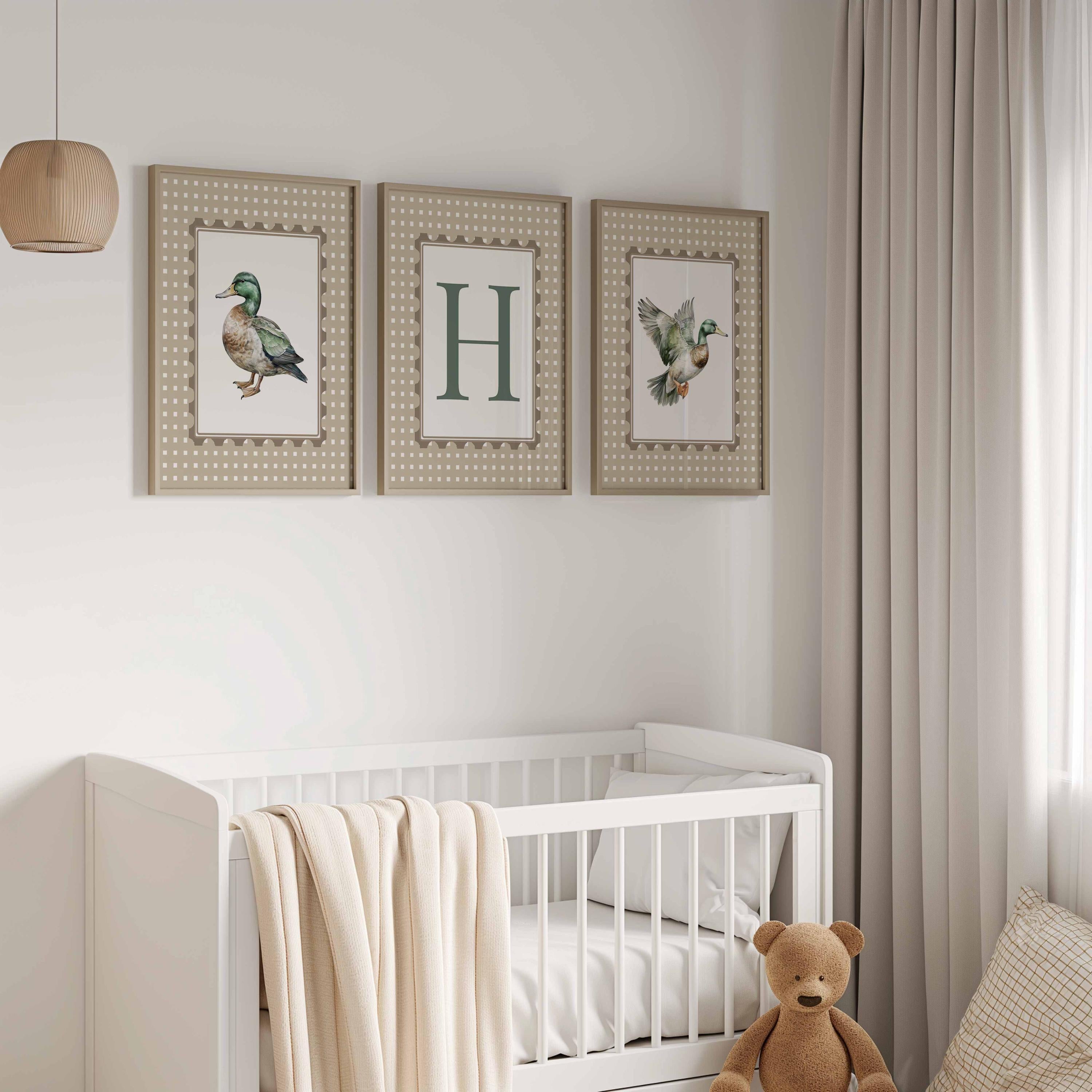 Custom Boys Nursery Wall Art, Hunting Nursery Decor, Mallard Ducks Nursery Print, Baby Boy Gift, Woodland Name Sign, Personalized Initial Imagen secundaria del producto